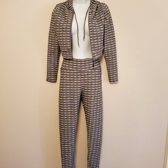 Two Pieces Honeycomb Active Bun Sculp Seam Leggings Size S/M. - Picture 7 of 15